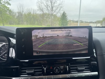 2026 Nissan Pathfinder SV