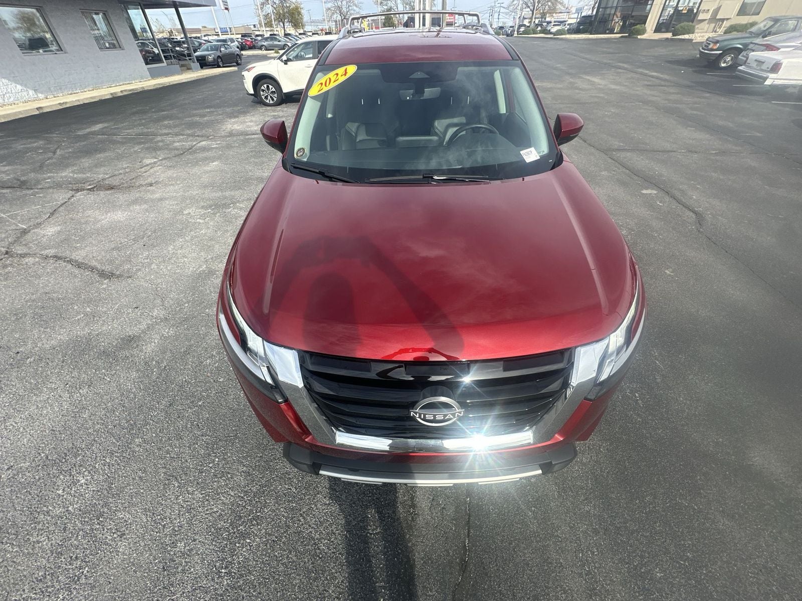 2024 Nissan Pathfinder SL