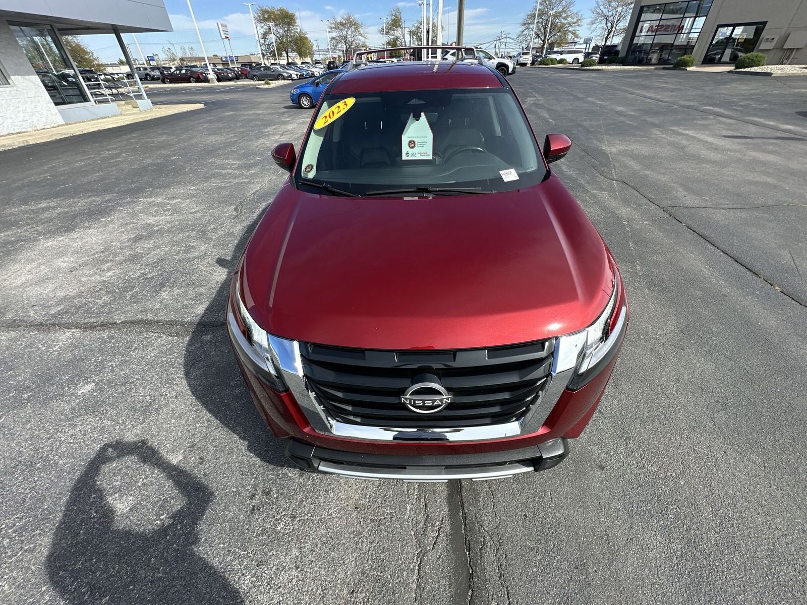 2023 Nissan Pathfinder SL