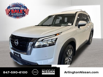 2023 Nissan Pathfinder SL