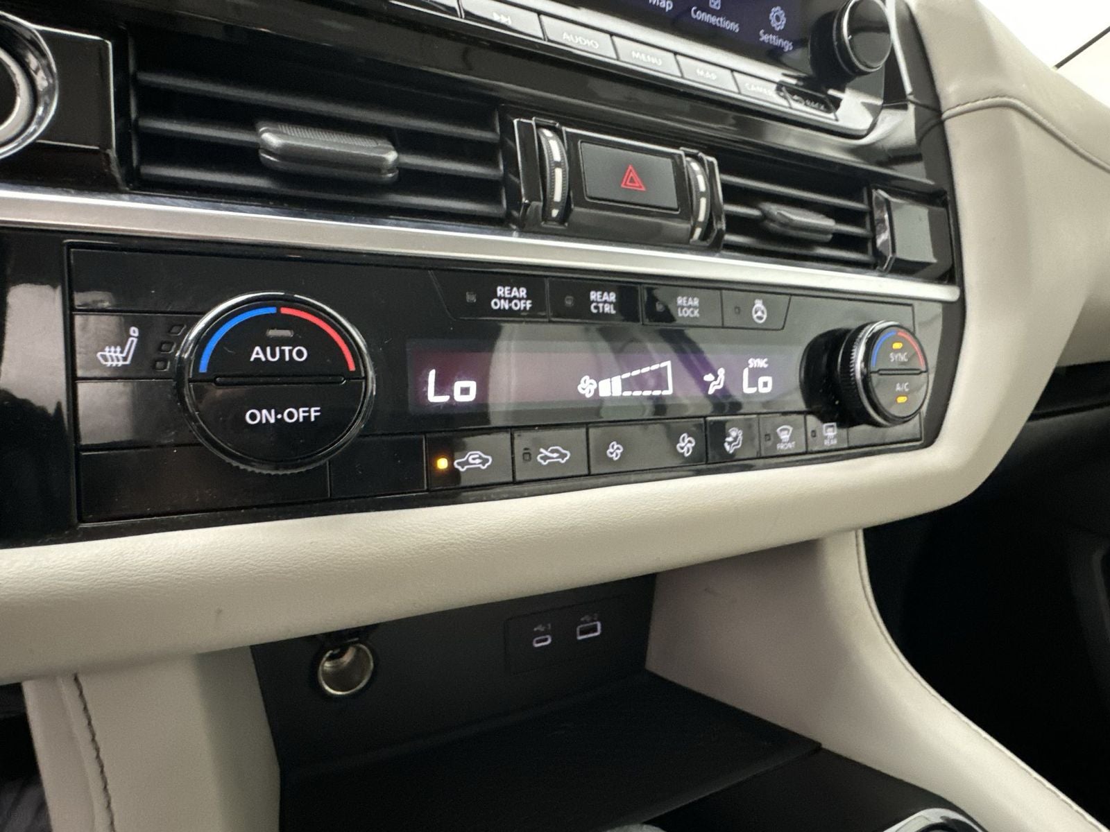 2022 Nissan Pathfinder SL 4WD