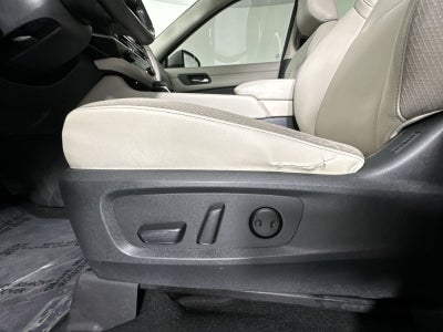 2022 Nissan Pathfinder SL 4WD