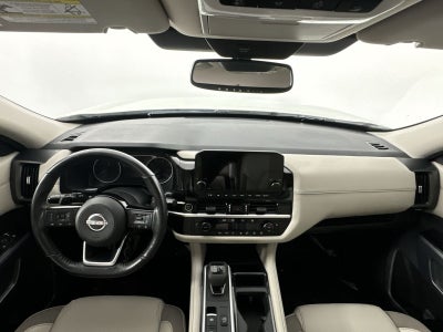 2022 Nissan Pathfinder SL 4WD