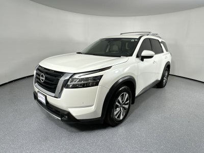 2022 Nissan Pathfinder SL 4WD