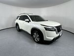 2022 Nissan Pathfinder SL 4WD