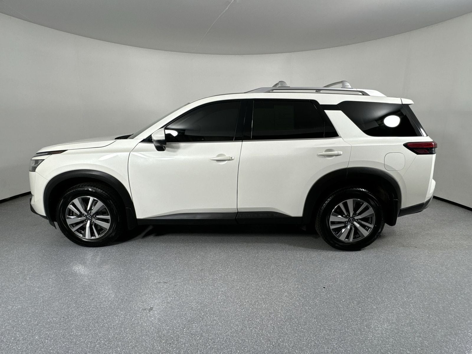 2022 Nissan Pathfinder SL 4WD