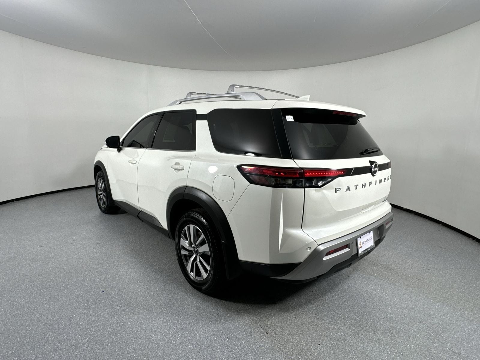 2022 Nissan Pathfinder SL 4WD