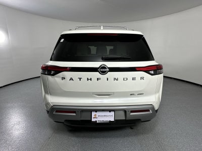 2022 Nissan Pathfinder SL 4WD