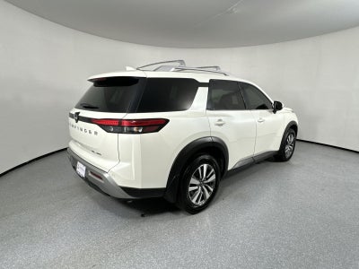 2022 Nissan Pathfinder SL 4WD
