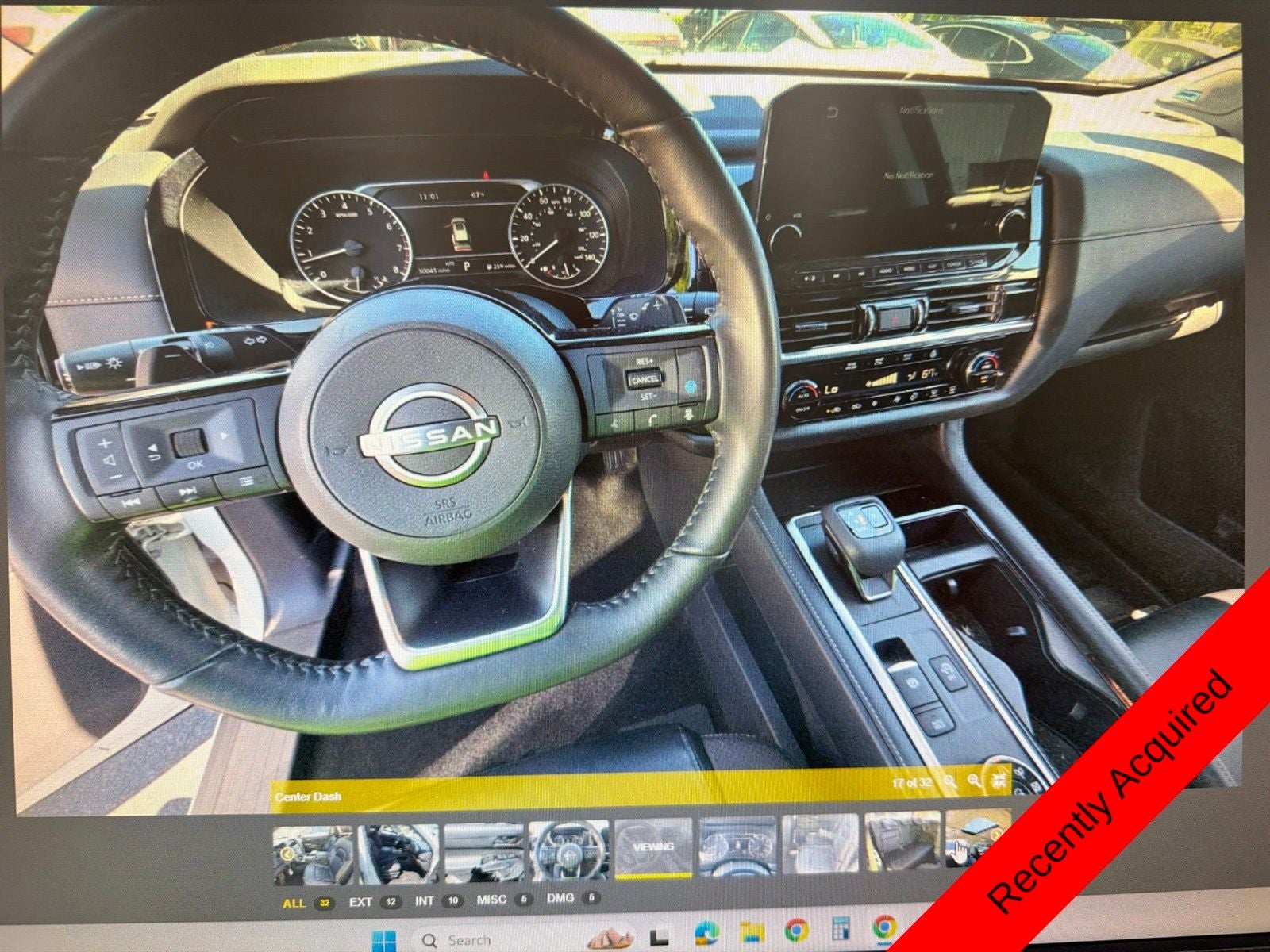 2023 Nissan Pathfinder SL