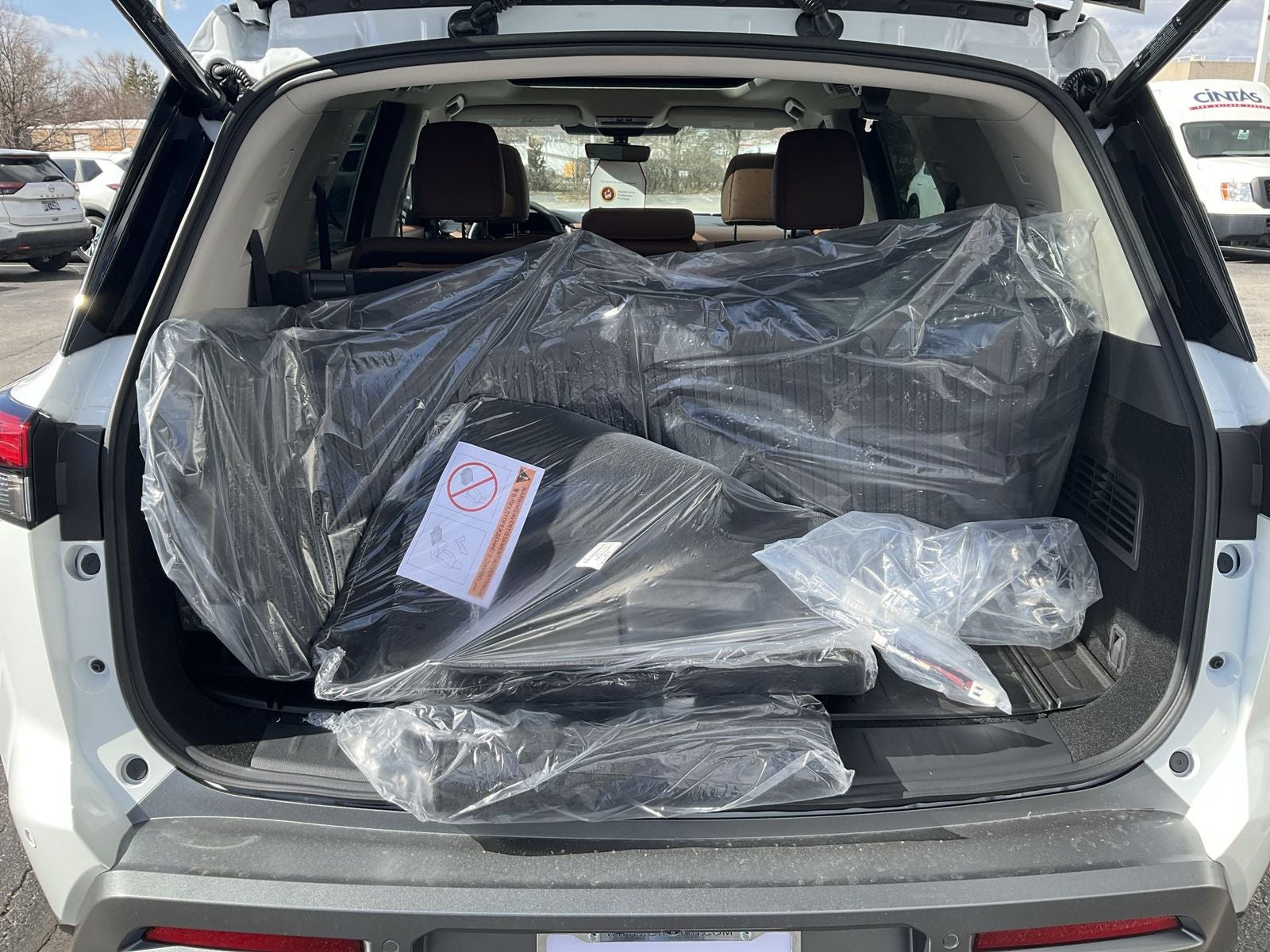 2026 Nissan Pathfinder Platinum