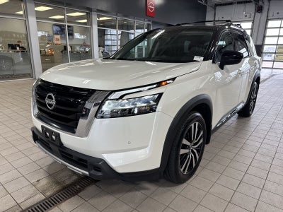 2023 Nissan Pathfinder Platinum