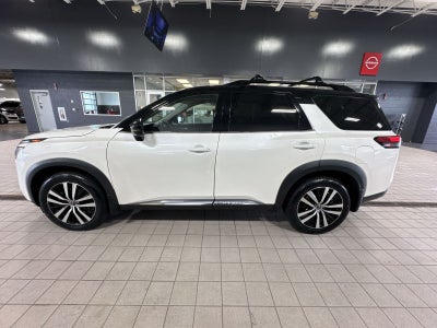 2023 Nissan Pathfinder Platinum