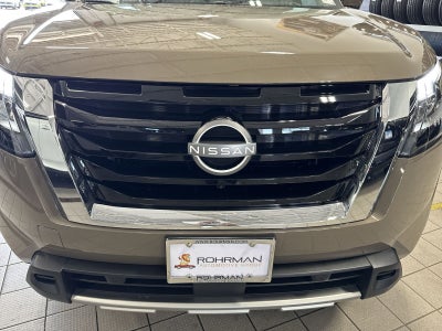 2024 Nissan Pathfinder Platinum