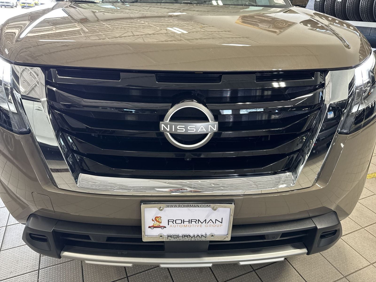 2024 Nissan Pathfinder Platinum