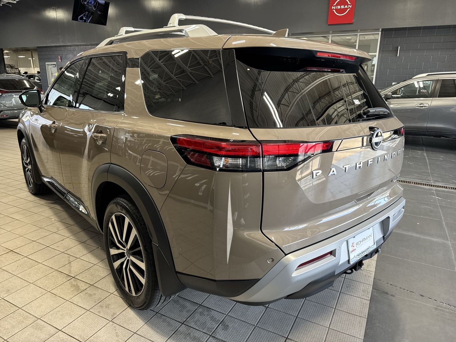 2024 Nissan Pathfinder Platinum