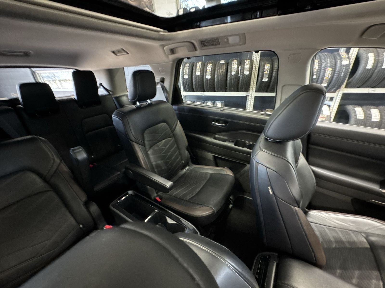 2024 Nissan Pathfinder Platinum