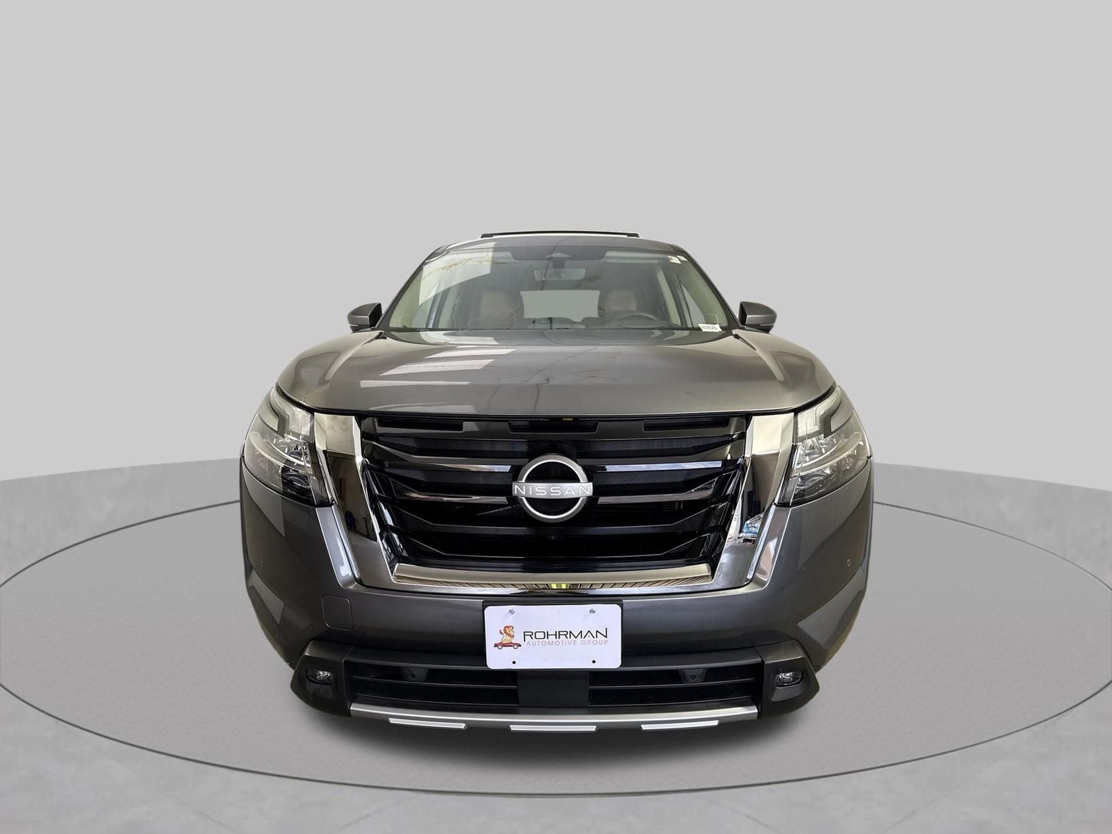 2023 Nissan Pathfinder Platinum