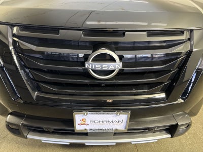 2023 Nissan Pathfinder Platinum