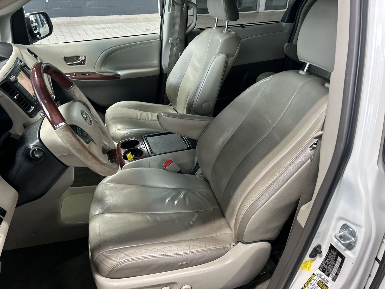 2012 Toyota Sienna Limited 7 Passenger