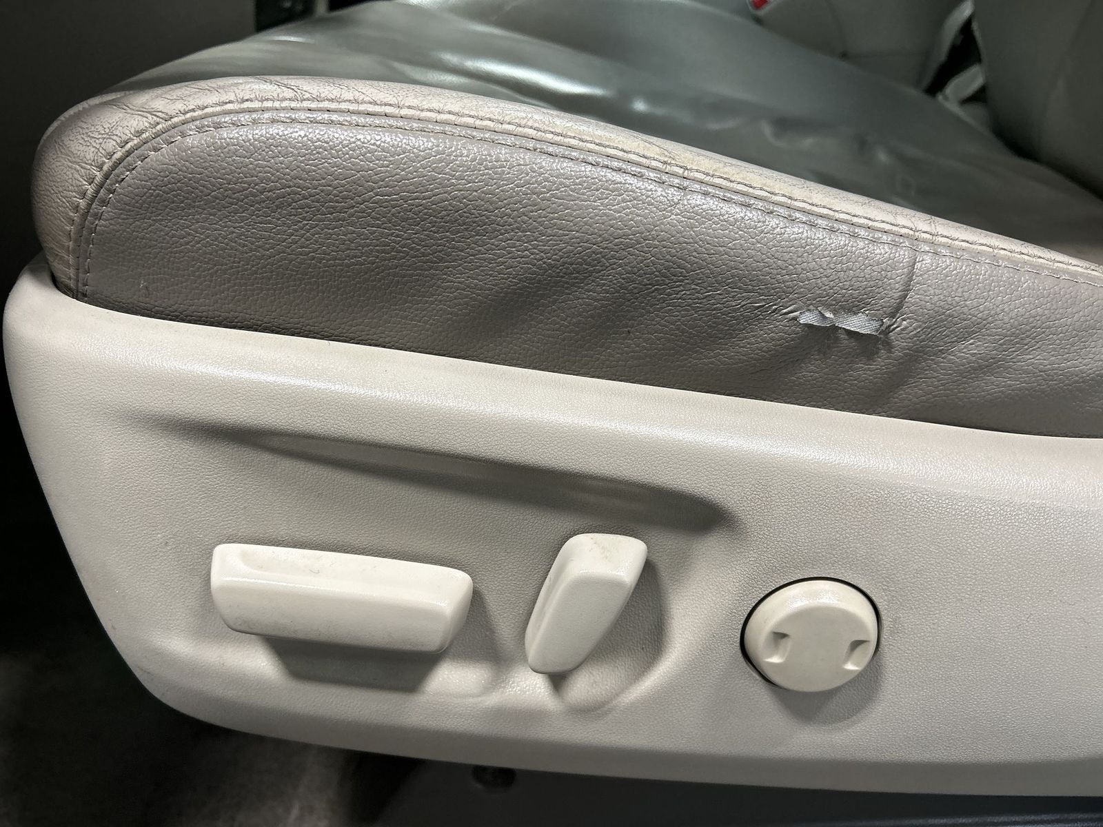 2012 Toyota Sienna Limited 7 Passenger
