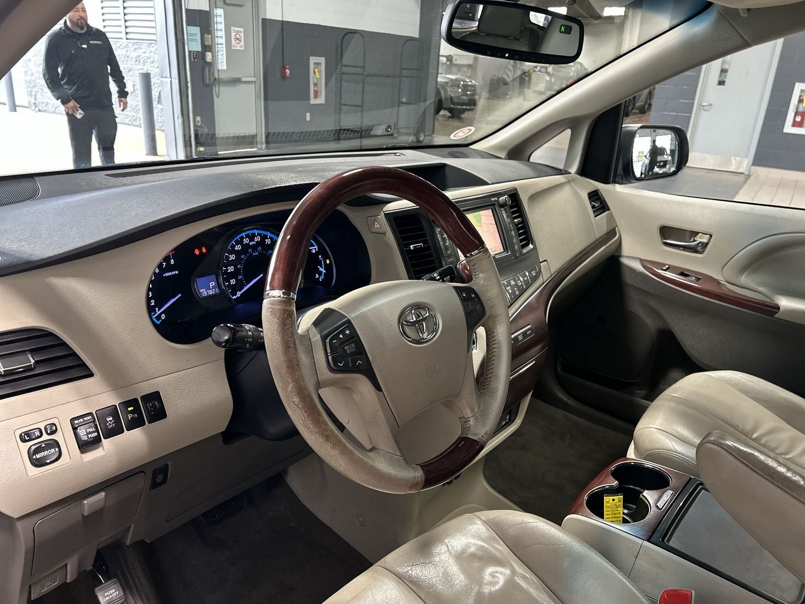 2012 Toyota Sienna Limited 7 Passenger