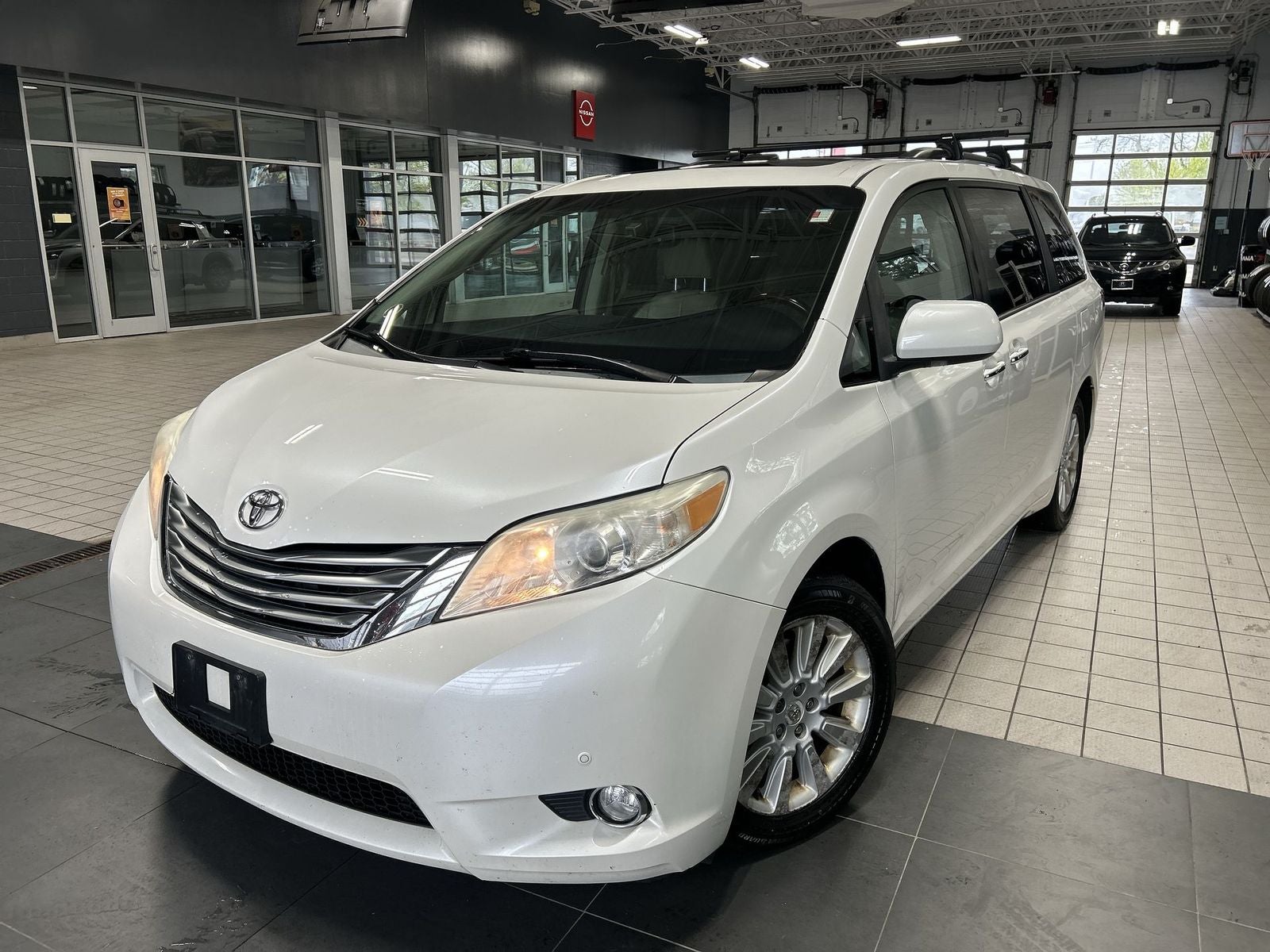 2012 Toyota Sienna Limited 7 Passenger