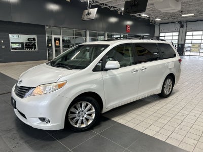 2012 Toyota Sienna Limited 7 Passenger