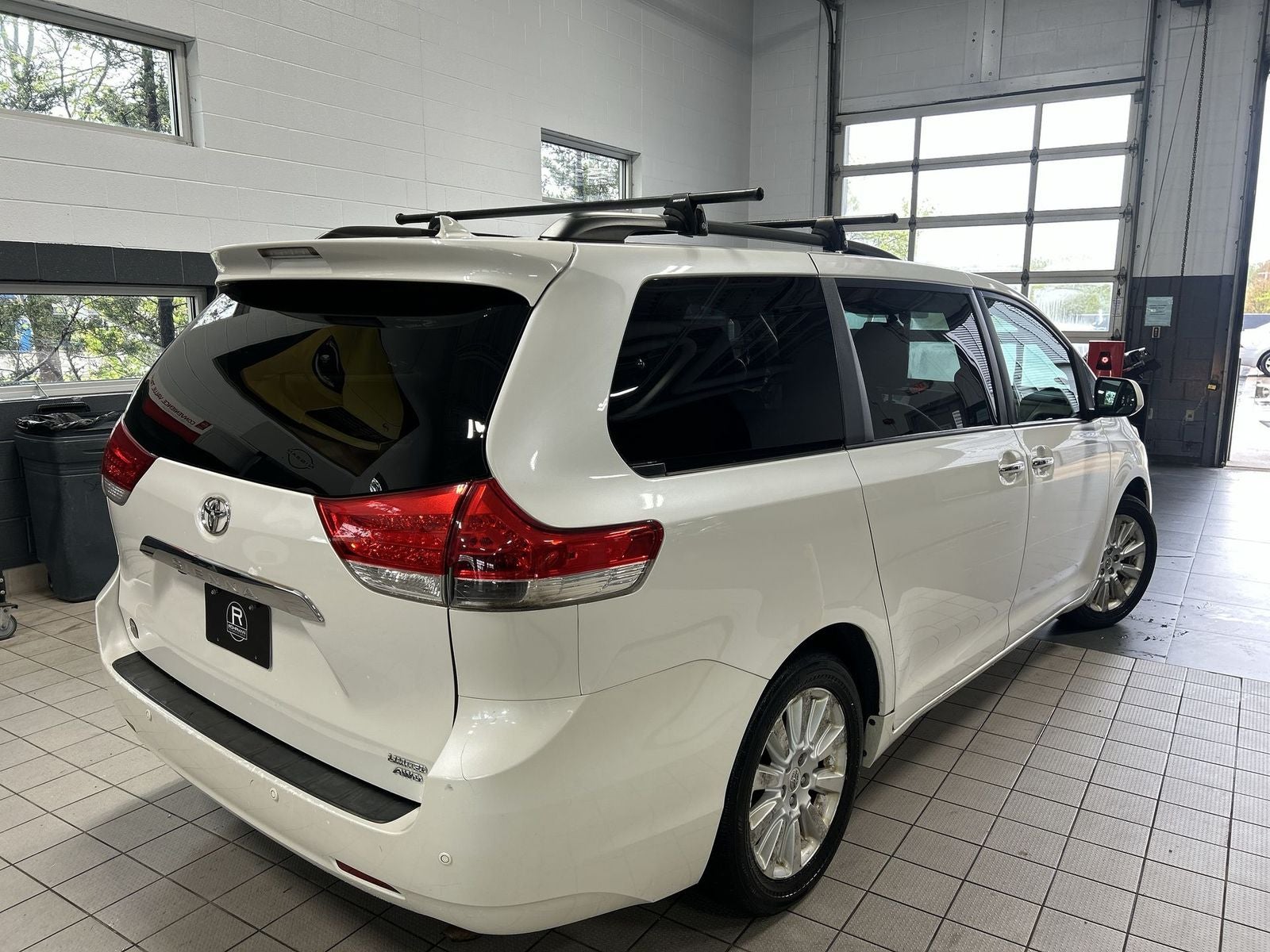 2012 Toyota Sienna Limited 7 Passenger