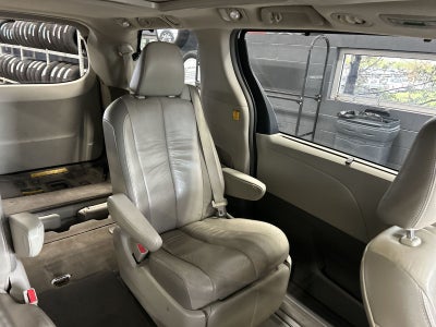 2012 Toyota Sienna Limited 7 Passenger