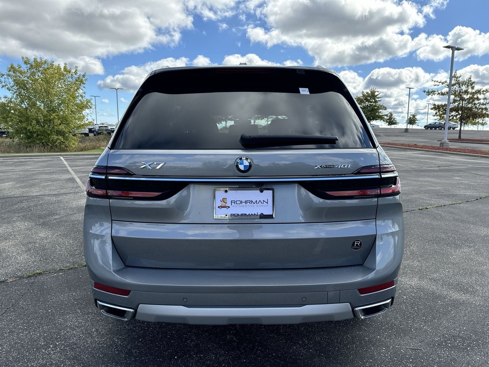 2025 BMW X7 xDrive40i