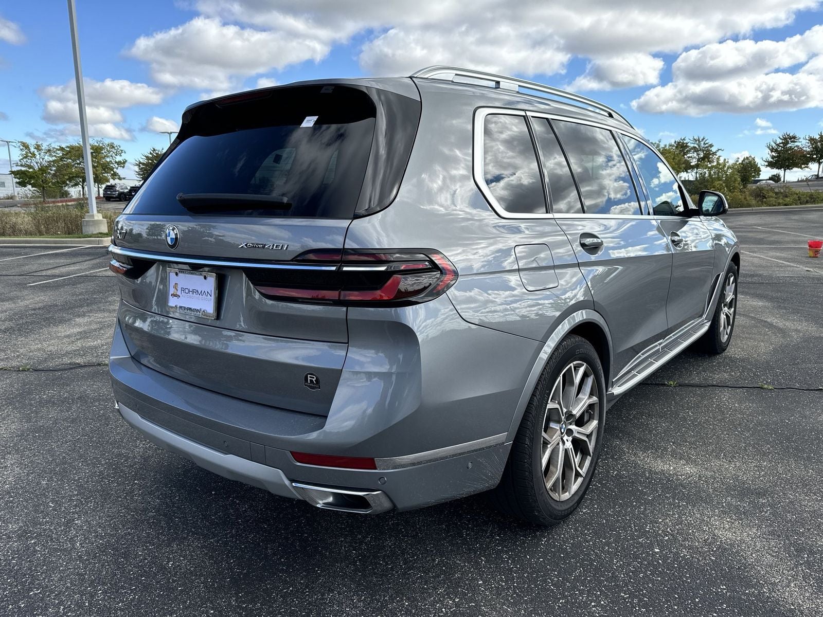 2025 BMW X7 xDrive40i