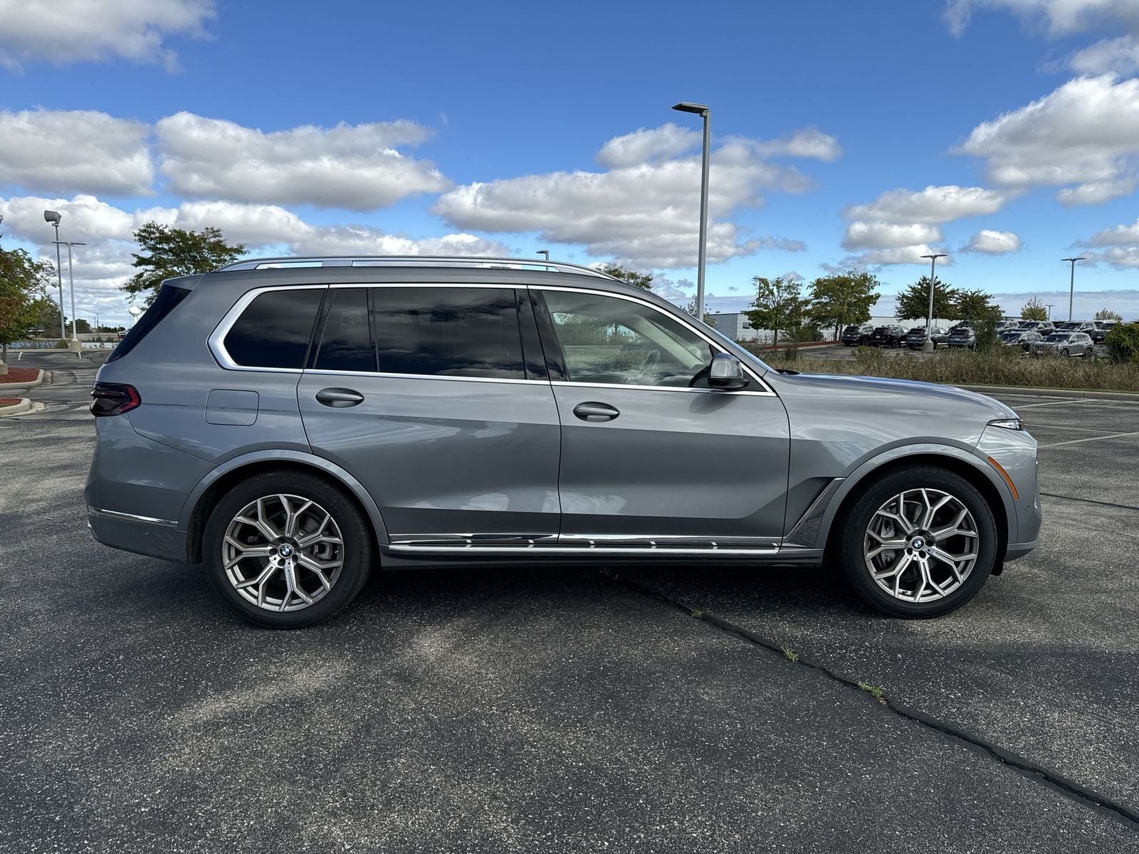2025 BMW X7 xDrive40i