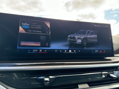 2025 BMW X7 xDrive40i