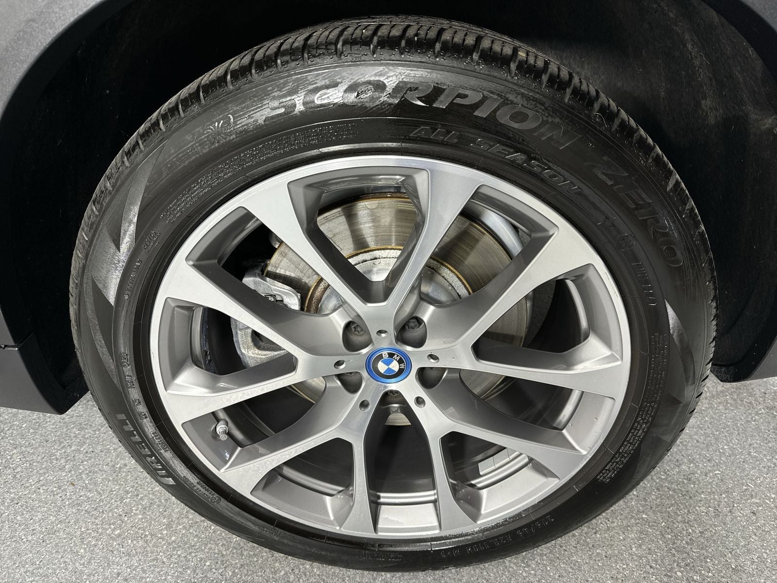 2024 BMW X5 xDrive50e