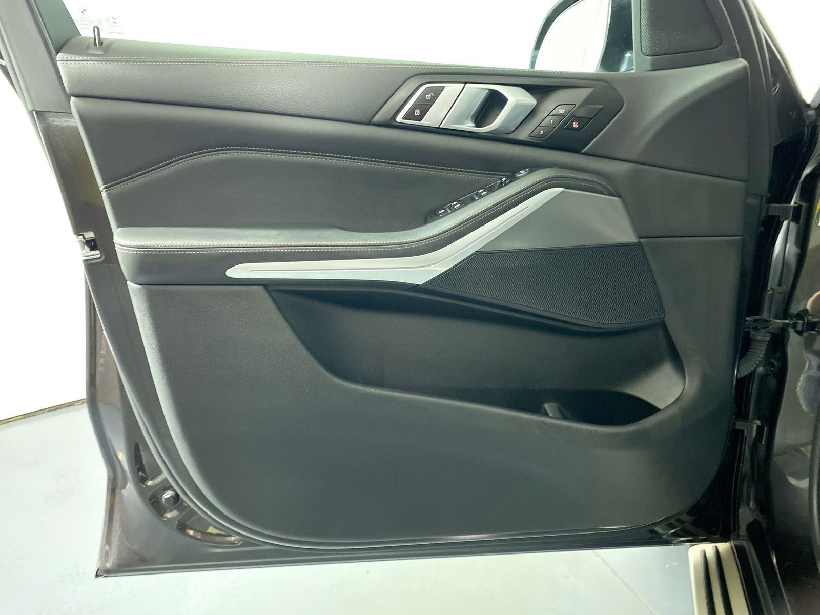 2022 BMW X5 xDrive40i Premium Package