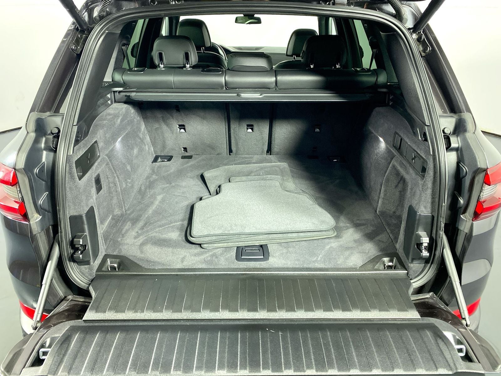 2022 BMW X5 xDrive40i Premium Package