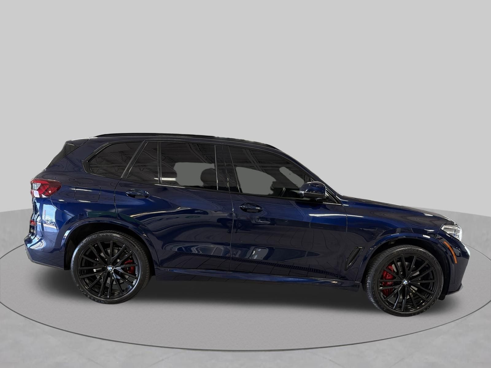2021 BMW X5 M50i