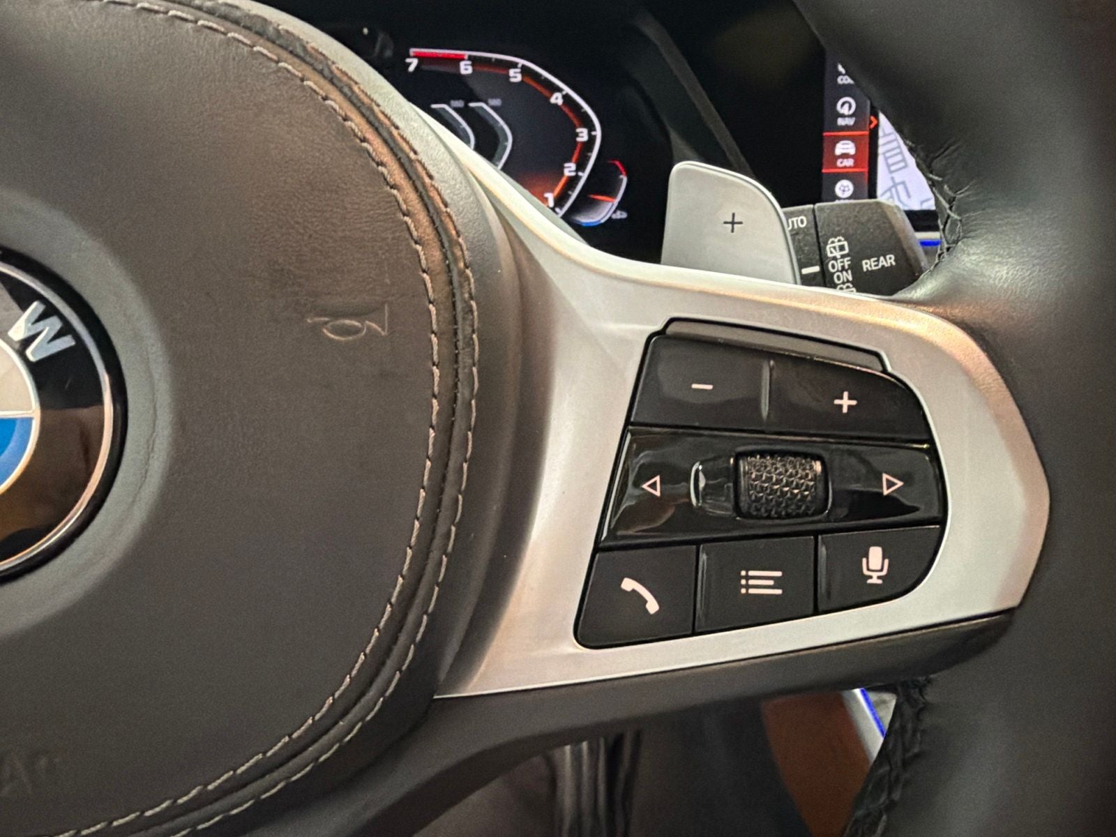 2021 BMW X5 M50i