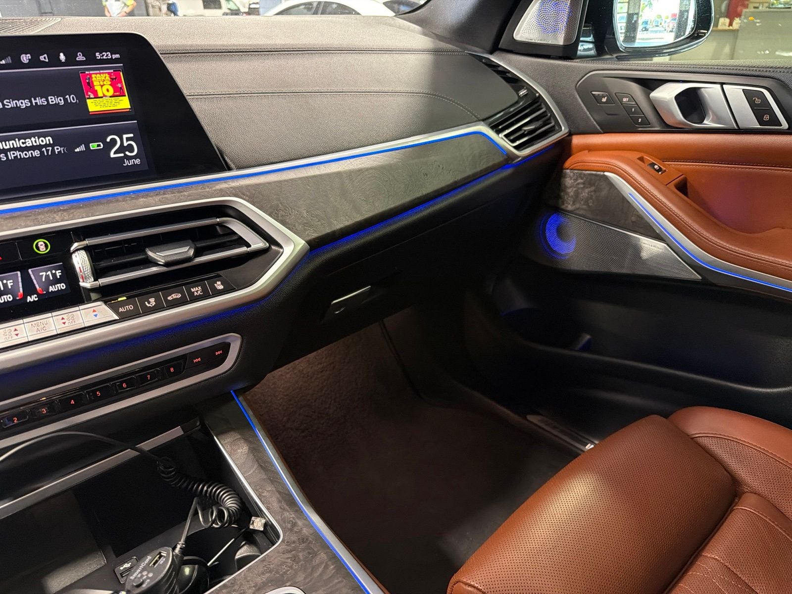 2021 BMW X5 M50i