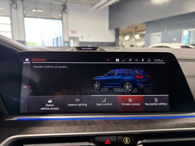 2021 BMW X5 M50i