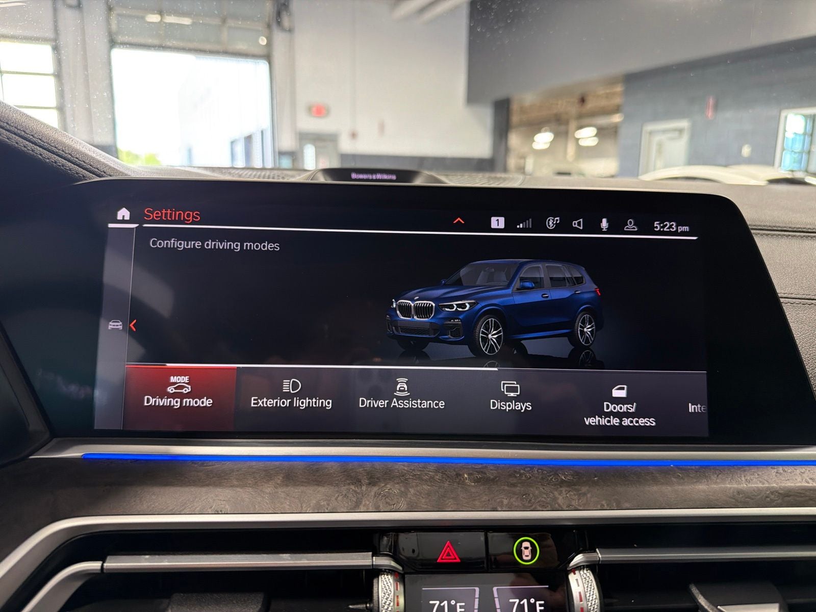2021 BMW X5 M50i
