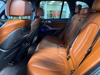 2021 BMW X5 M50i