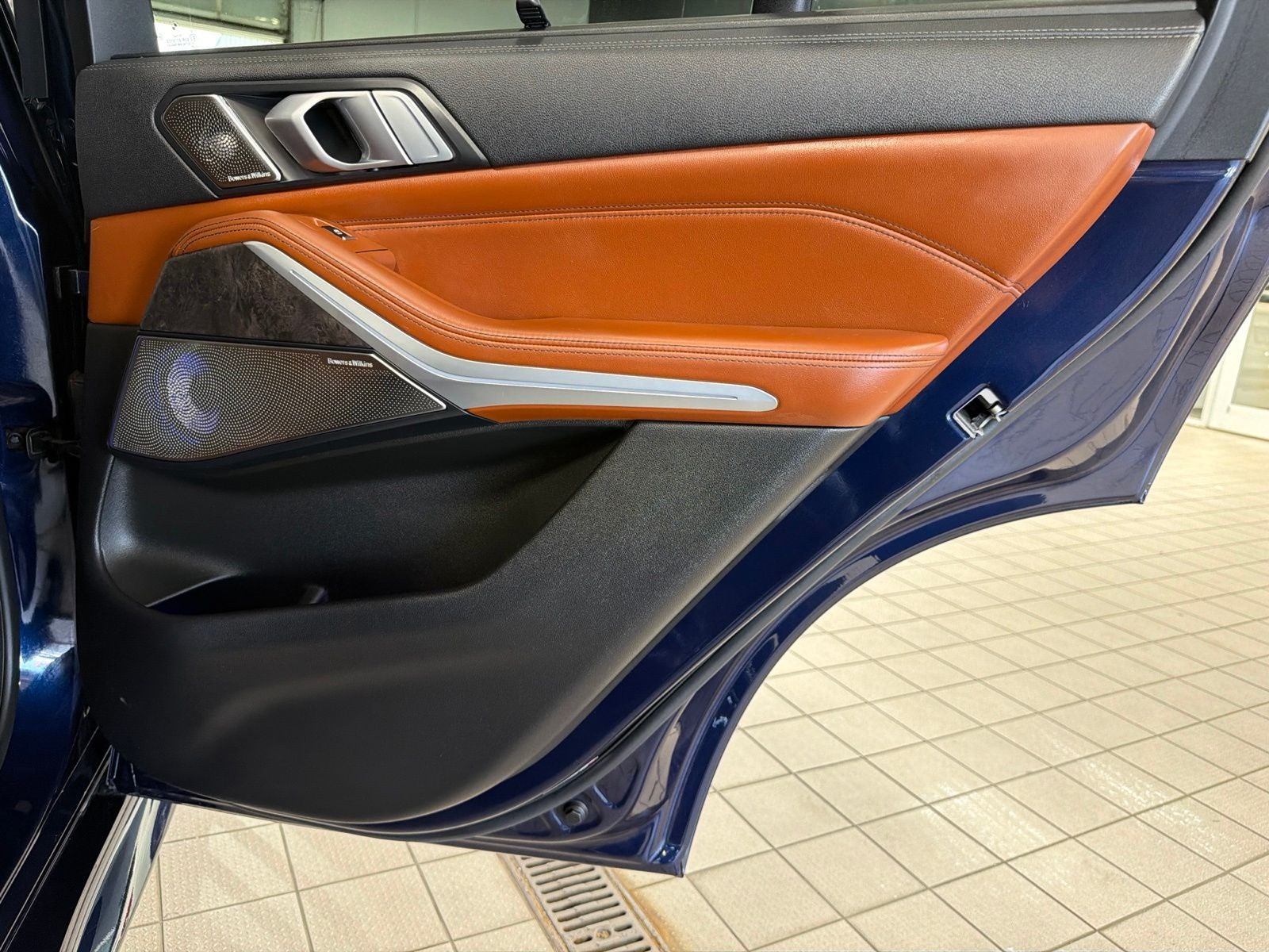 2021 BMW X5 M50i