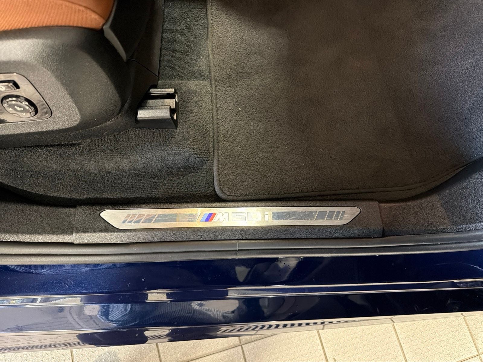 2021 BMW X5 M50i