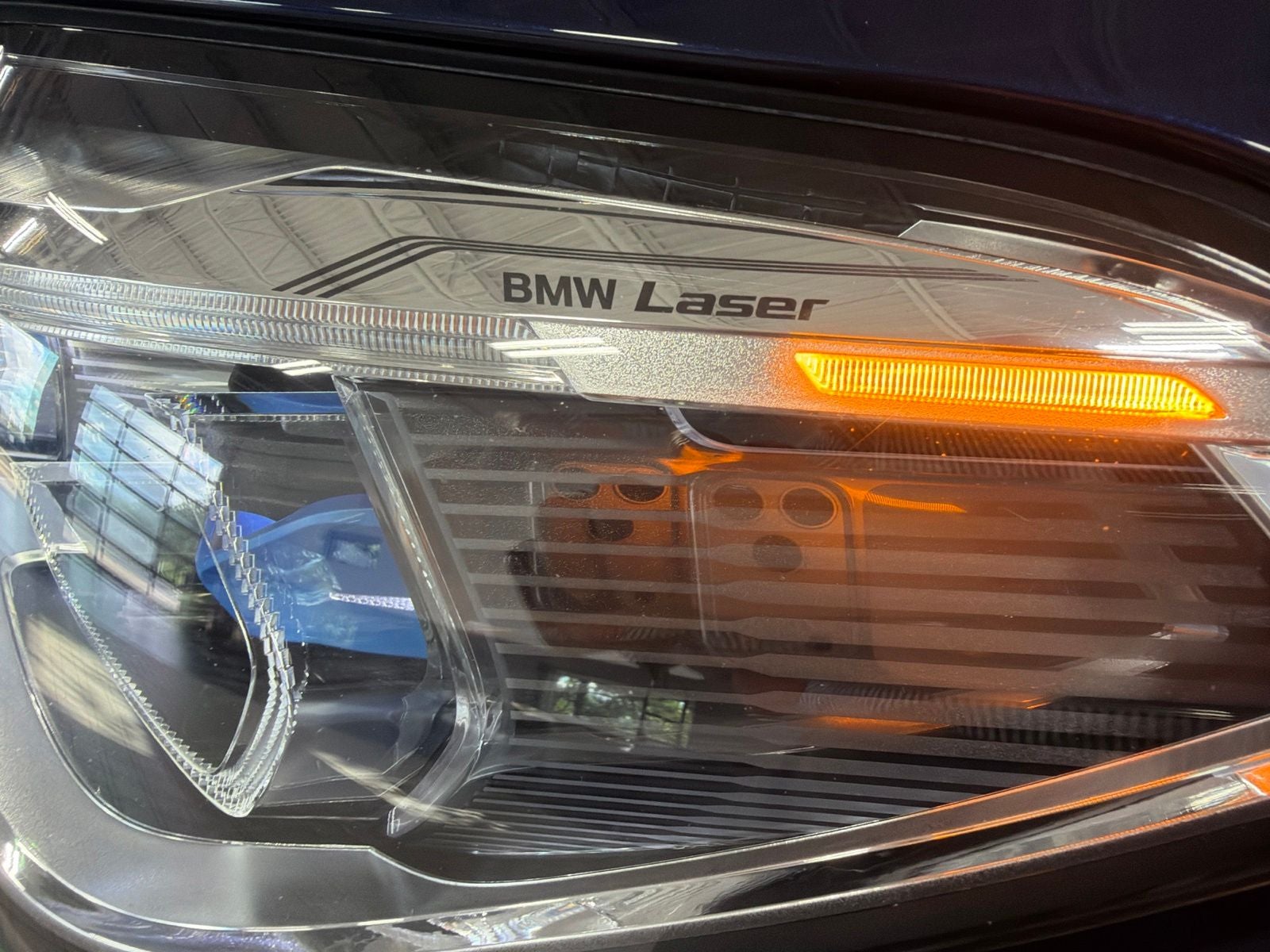 2021 BMW X5 M50i