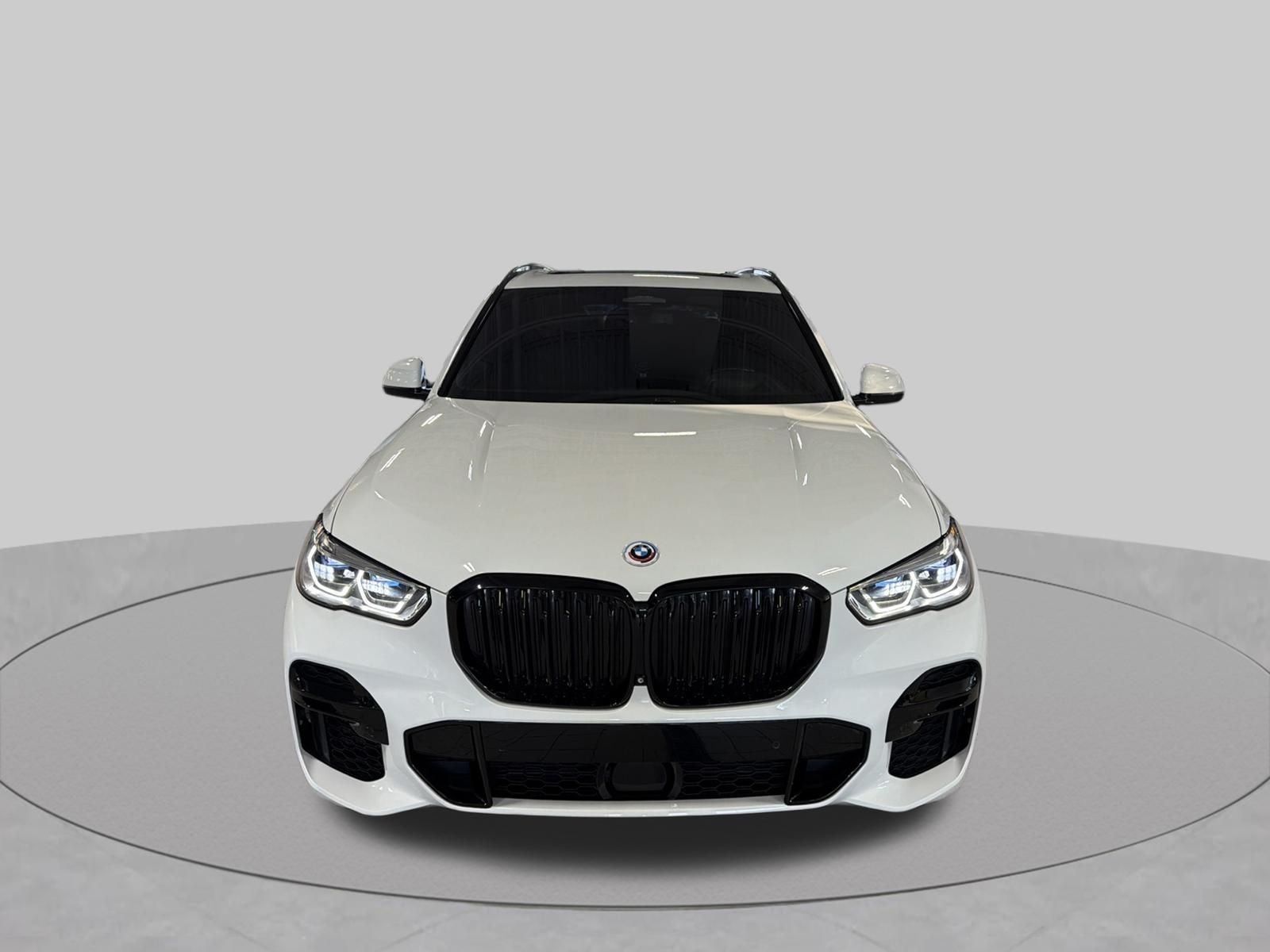2023 BMW X5 M50i