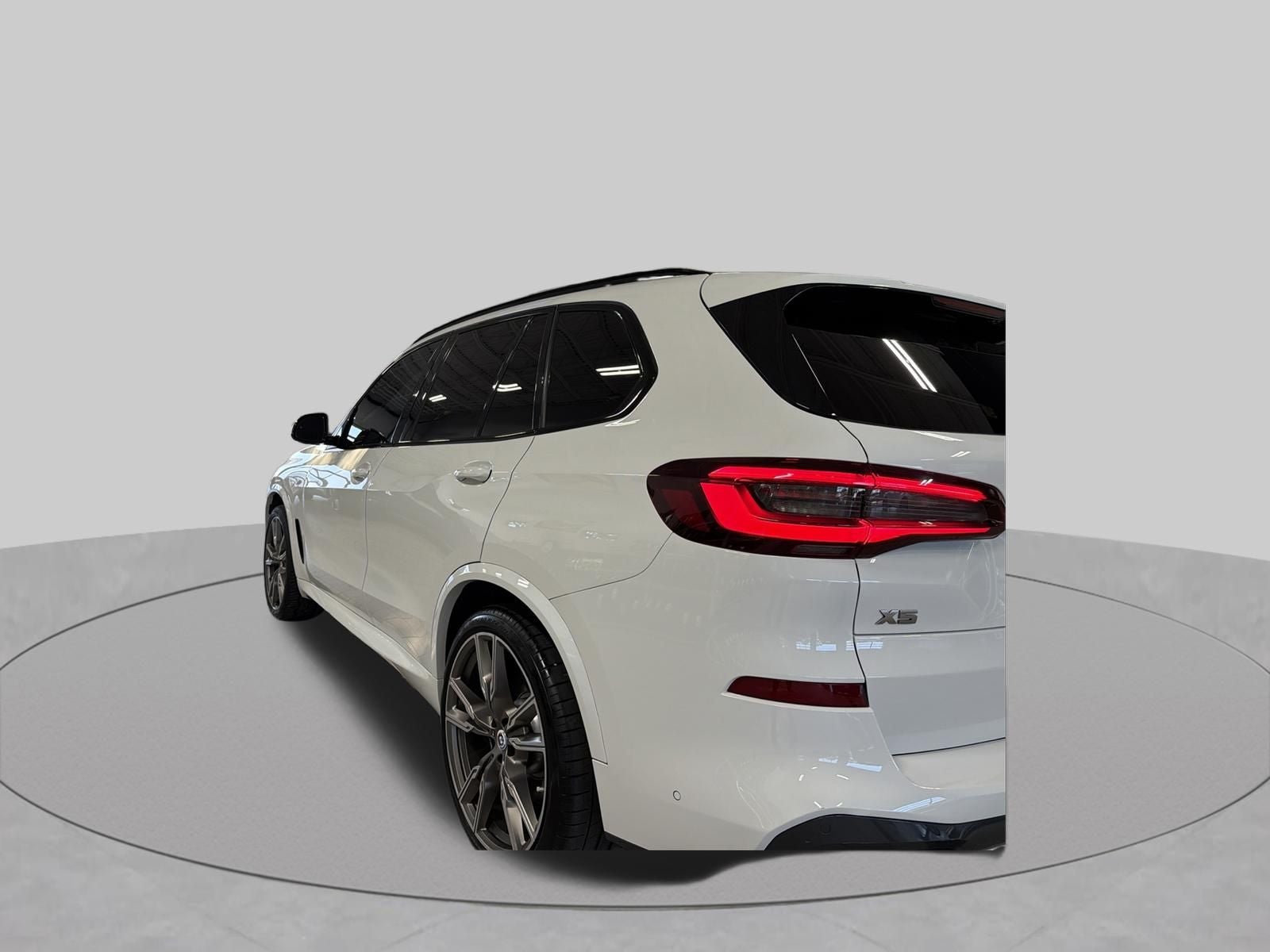 2023 BMW X5 M50i