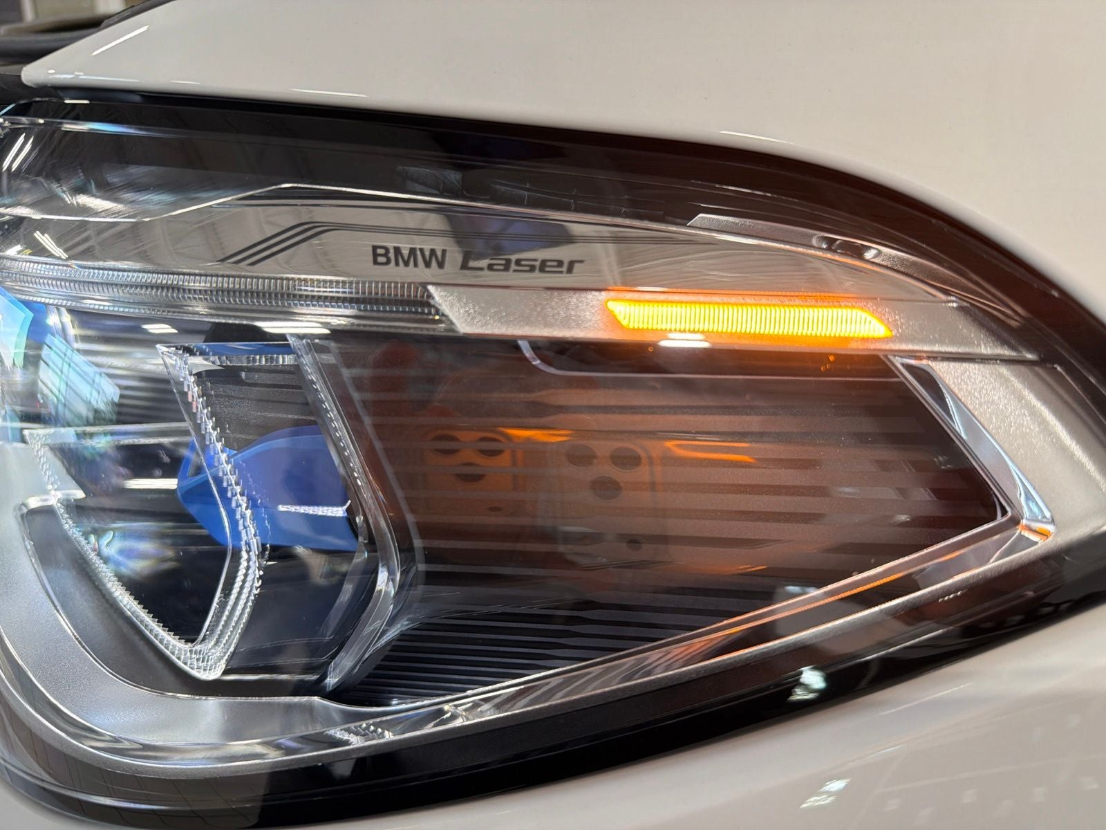 2023 BMW X5 M50i