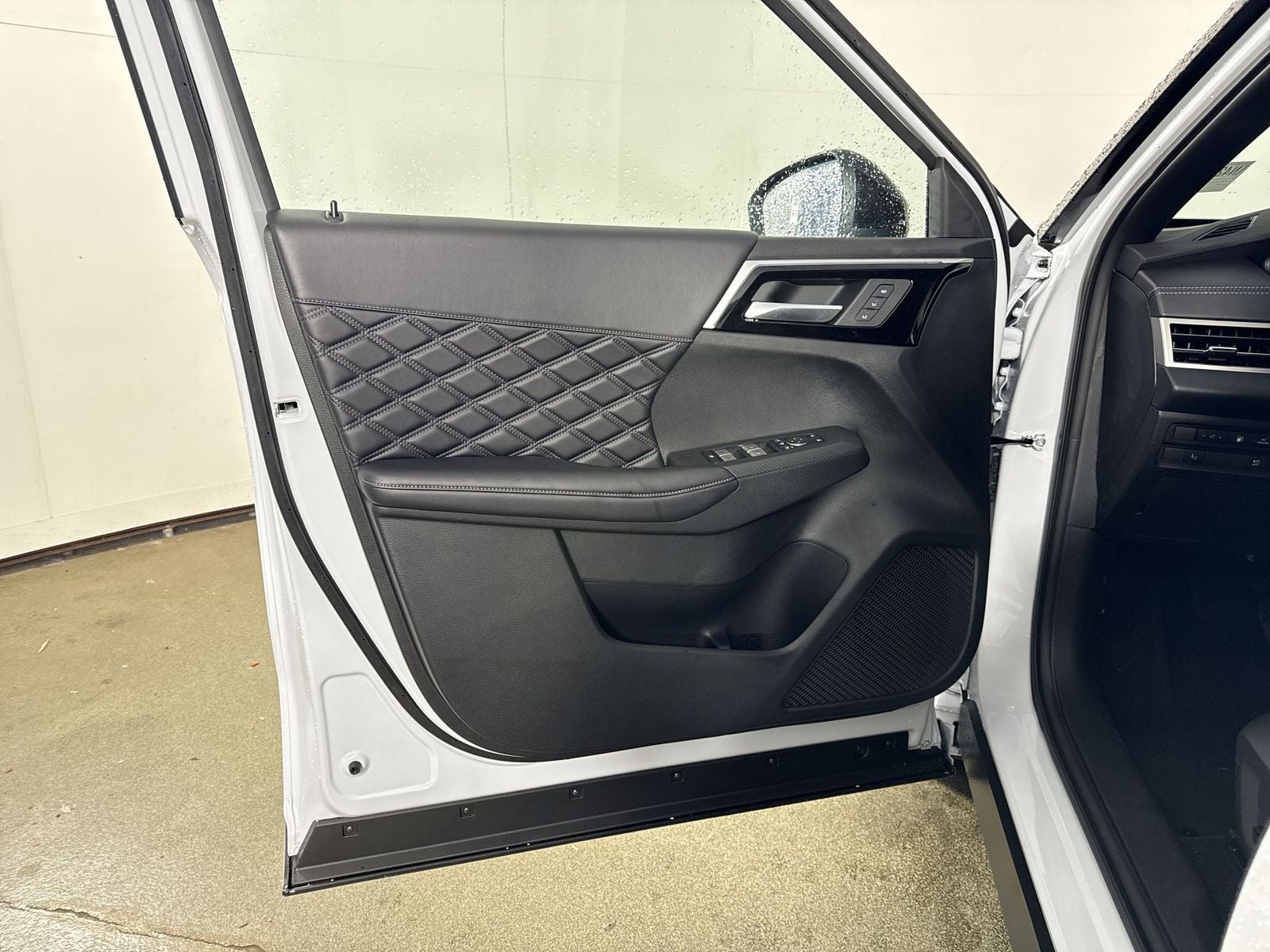 2026 Nissan Rogue Plug-In Hybrid Platinum